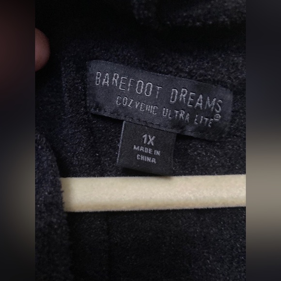 Barefoot Dreams Black Two Piece Set Hoodie 1X Small Jogger Pants Ultra Lite - Picture 11 of 14